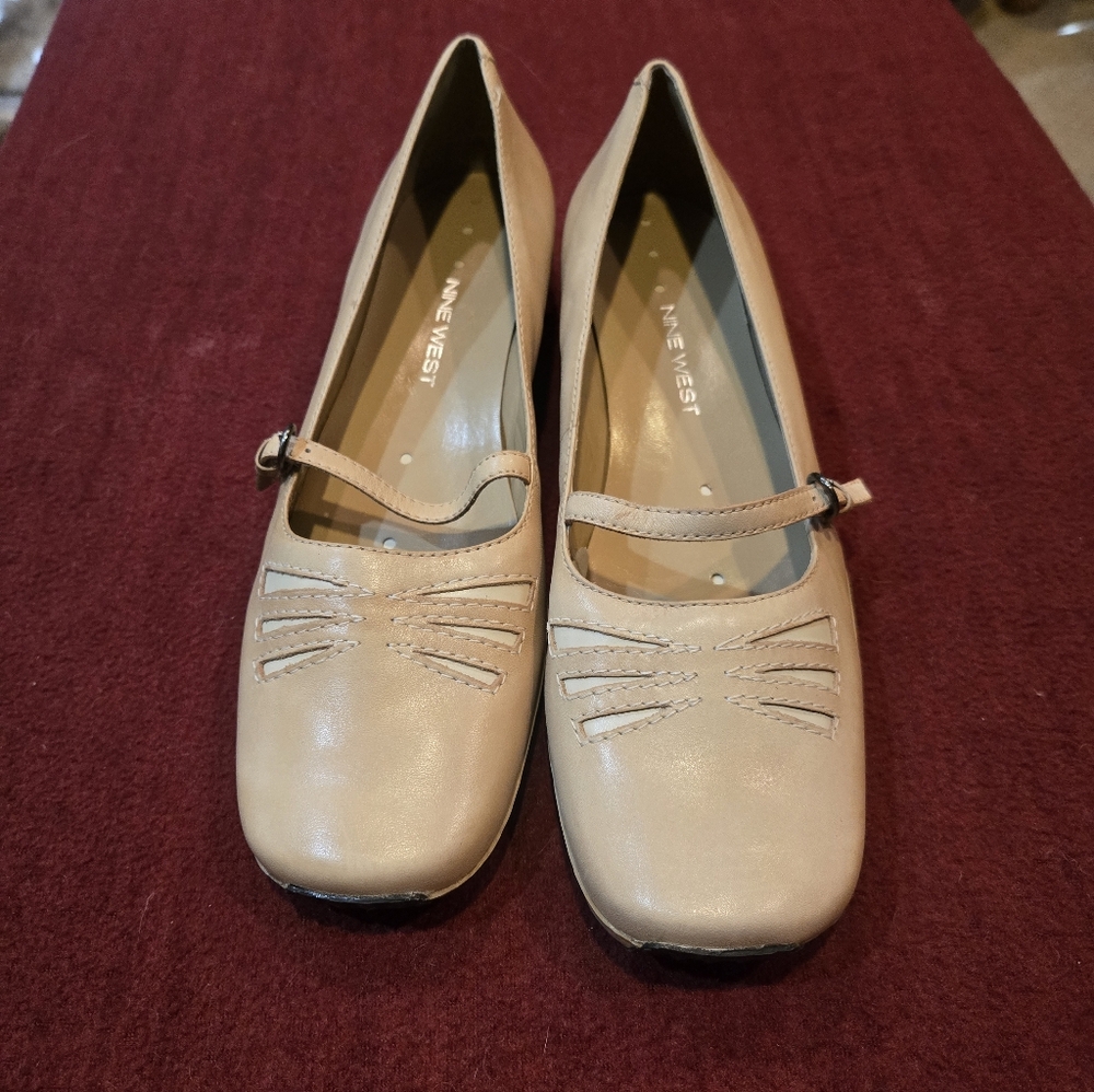 Nine West Women's Beige Mary Jane Flats